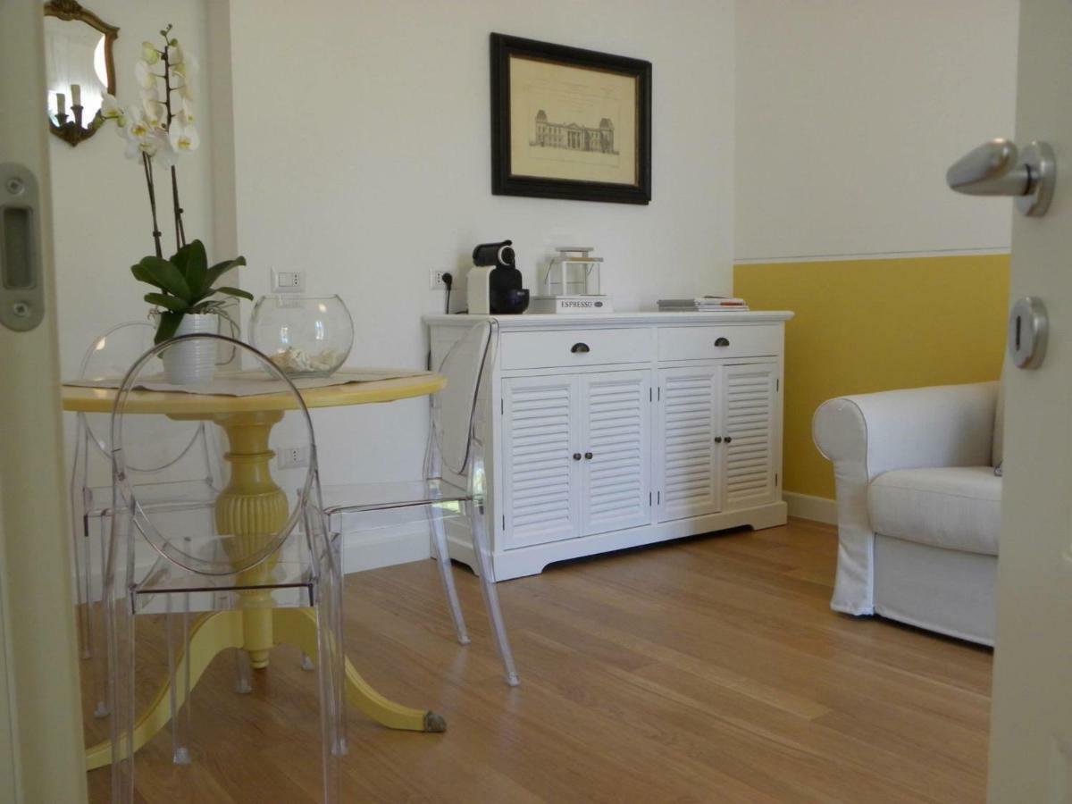 B&B Villa Celeste แชร์เวีย ภายนอก รูปภาพ